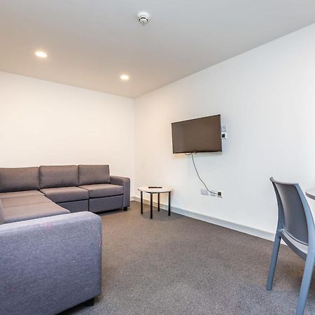 Ensuite Room With Shared Kitchen, Close To Centre- 18 Above 林肯 外观 照片